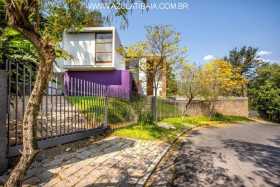 Casa com 3 Quartos à Venda, 276 m² em Vila Junqueira - Atibaia