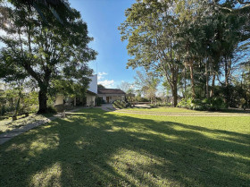 Casa com 3 Quartos à Venda,  em Vilarejo - Carapicuíba