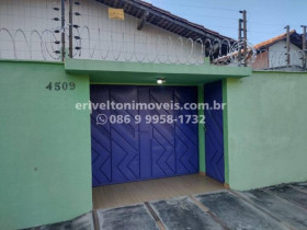 Casa com 2 Quartos à Venda, 150 m² em Morada Do Sol - Teresina