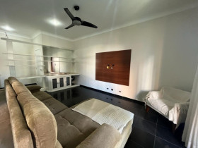 Apartamento com 3 Quartos para Alugar, 90 m² em Pitangueiras - Guarujá