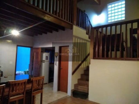 Casa com 3 Quartos à Venda, 162 m² em Rio Acima - Mairiporã