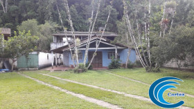 Casa com 8 Quartos à Venda, 137 m² em Perequê Mirim - Ubatuba