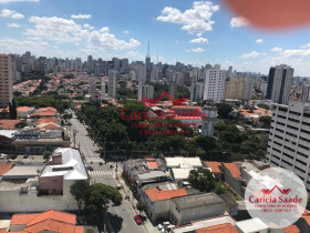 Apartamento com 2 Quartos à Venda, 64 m² em Aclimação - São Paulo