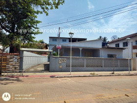 Casa com 10 Quartos à Venda, 535 m² em Balneário De Iriri - Anchieta