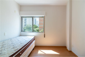 Apartamento com 2 Quartos à Venda, 70 m² em Moema - São Paulo