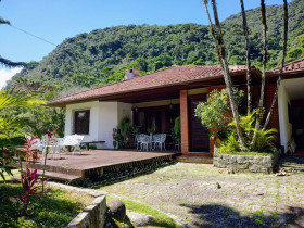 Casa com 5 Quartos à Venda, 8.000 m² em Granja Guarani - Teresópolis