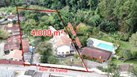 Sobrado com 4 Quartos à Venda, 4.000 m² em Portão - Atibaia