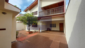 Casa com 6 Quartos à Venda, 351 m² em Residencial E Comercial Palmares - Ribeirão Preto
