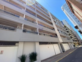 Apartamento com 3 Quartos à Venda, 143 m² em Meia Praia - Itapema