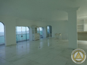 Cobertura com 3 Quartos à Venda, 302 m² em Morro Do Maluf - Guarujá