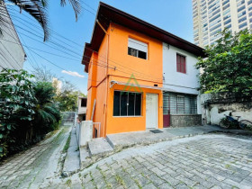 Casa de Condomínio com 3 Quartos à Venda, 150 m² em Vila Mariana - São Paulo