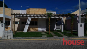 Casa de Condomínio com 3 Quartos à Venda, 116 m² em Liberdade - Parnamirim