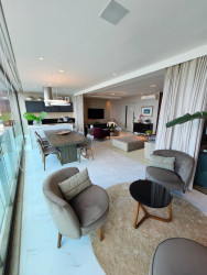 Apartamento com 4 Quartos à Venda, 242 m² em Jaguaribe - Salvador