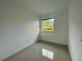 Apartamento com 3 Quartos à Venda, 74 m² em Iririú - Joinville