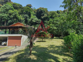 Casa com 3 Quartos à Venda, 1.306 m² em Parque Petrópolis - Mairiporã