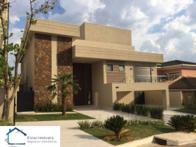 Casa com 6 Quartos para Alugar ou Temporada, 900 m² em Alphaville - Santana De Parnaíba
