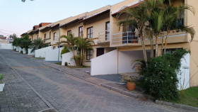 Casa com 3 Quartos à Venda, 160 m² em Barreirinha - Curitiba