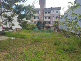 Terreno à Venda, 350 m² em Souza Cruz - Brusque