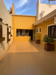 Casa com 3 Quartos à Venda, 360 m² em Jardim Matilde - Ourinhos