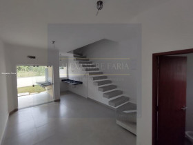 Casa com 2 Quartos à Venda, 75 m² em Santiago - São Sebastião