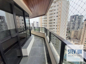 Apartamento com 4 Quartos à Venda ou Locação, 225 m² em Moema - São Paulo