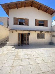 Casa com 4 Quartos à Venda, 242 m² em Vila Joana - Jundiaí