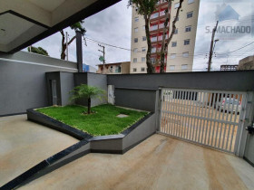 Casa com 3 Quartos à Venda, 142 m² em Vila Curuça - Santo André
