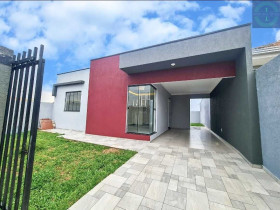 Casa com 3 Quartos à Venda, 105 m² em Uvaranas - Ponta Grossa