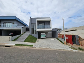 Casa com 3 Quartos à Venda, 348 m² em Jardim Celeste - Jundiaí