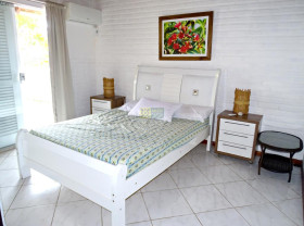 Casa com 4 Quartos à Venda, 215 m² em Centro - Porto Belo