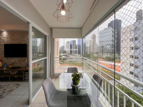 Apartamento com 2 Quartos à Venda, 65 m² em Chacara Santo Antonio - São Paulo