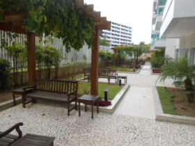 Apartamento com 2 Quartos à Venda, 79 m² em Alphaville I - Salvador