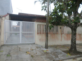 Casa com 4 Quartos à Venda, 100 m² em Loty - Itanhaem