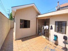 Casa com 4 Quartos à Venda, 210 m² em Presidente Dutra - Ribeirão Preto