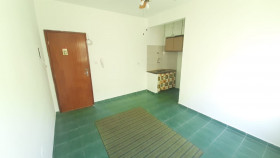 Kitnet com 1 Quarto à Venda, 17 m² em Ocian - Praia Grande