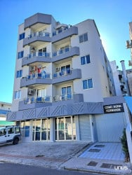 Apartamento com 2 Quartos à Venda, 61 m² em Barreiros - São José