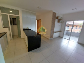 Apartamento com 2 Quartos à Venda, 67 m² em Centro - Ubatuba