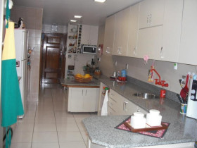 Apartamento com 5 Quartos à Venda, 400 m² em Barra Da Tijuca - Rio De Janeiro