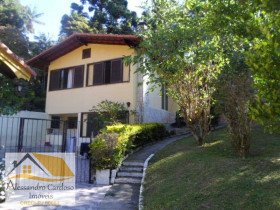 Casa com 8 Quartos à Venda, 500 m² em Centro - Nova Friburgo