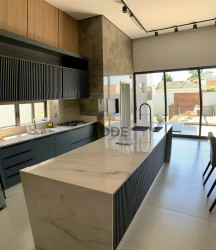 Casa com 3 Quartos à Venda, 480 m² em Recanto Dos Passáros - Sorriso