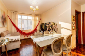 Apartamento com 2 Quartos à Venda, 53 m² em Medianeira - Porto Alegre