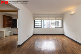 Apartamento com 3 Quartos para Alugar, 110 m² em Cerqueira César - São Paulo