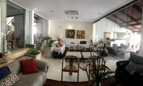 Casa com 6 Quartos para Alugar ou Temporada, 760 m² em Candelária - Natal