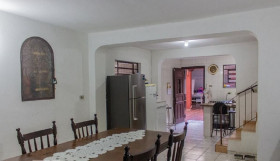 Casa com 3 Quartos para Alugar, 219 m² em Vila Bastos - Santo André