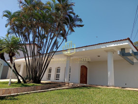 Casa com 5 Quartos à Venda, 458 m² em Jardim Marajá - Marília