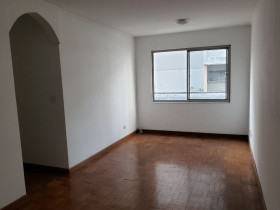 Apartamento com 3 Quartos para Alugar, 86 m² em Vila Nova Conceição - São Paulo