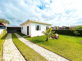 Casa com 3 Quartos à Venda, 455 m² em Salinas - Balneário Barra Do Sul