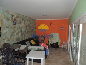 Casa com 5 Quartos para Alugar ou Temporada, 277 m² em Cibratel - Itanhaém