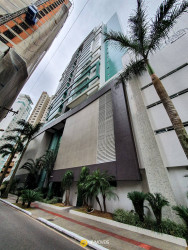 Apartamento com 3 Quartos à Venda, 135 m² em Centro - Balneário Camboriú