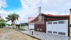 Casa com 2 Quartos à Venda,  em Balneário Itaoca - Mongaguá